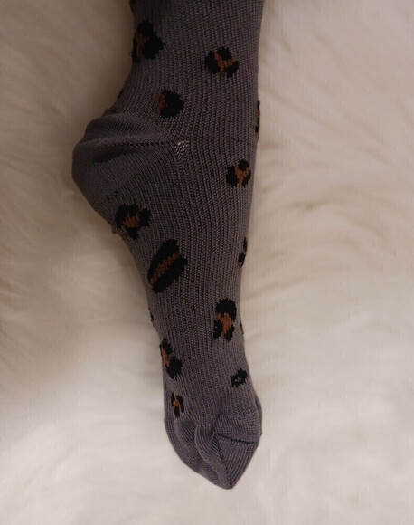 Knee High Socks With Leopard Spots In Gray Size S/M - Picture 9 of 11